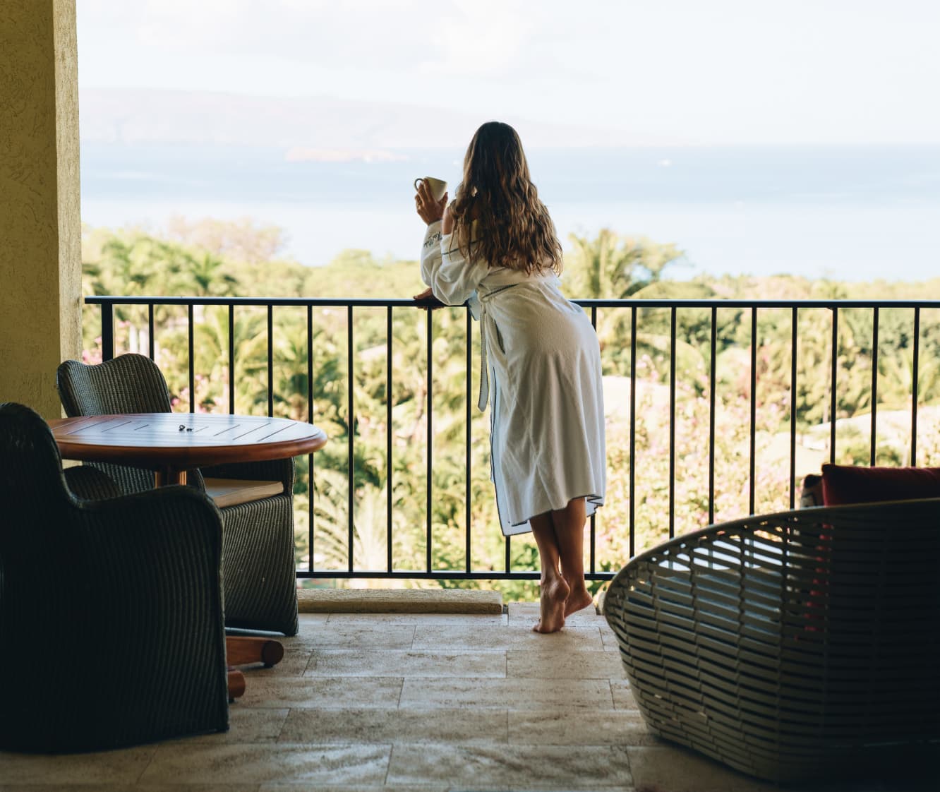 A photo of a Hotel Wailea suite overlooking the ocean